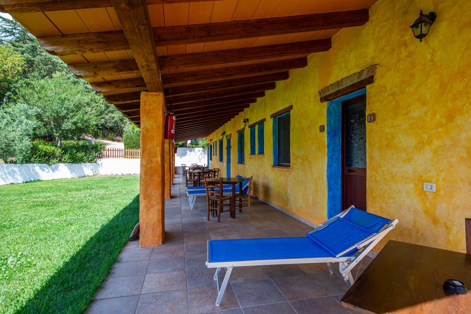 Agriturismo Piperedda Irgoli Eksteriør bilde